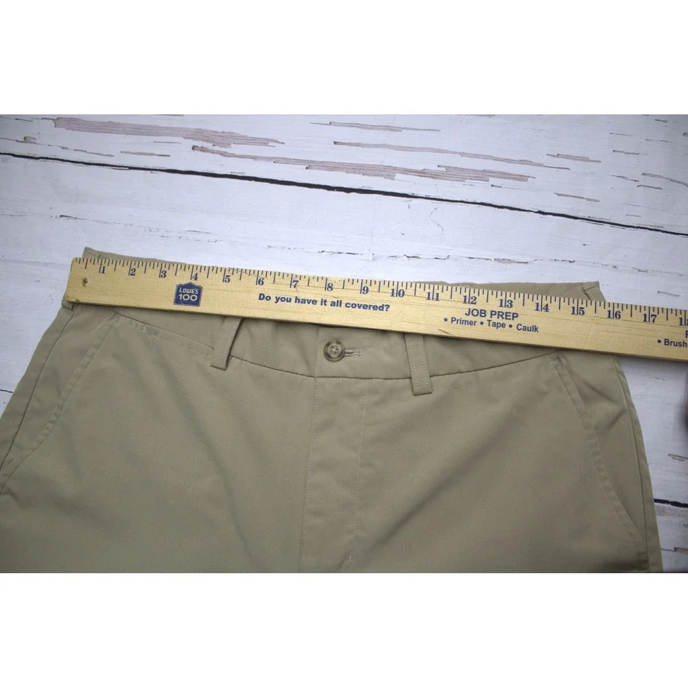 PGA Tour Mens Golf Shorts Khaki Tan Performance Stretch Size 32